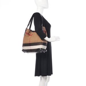 Burberry Maidstone Blk Leather trim Mega Check Canvass Medium Tote